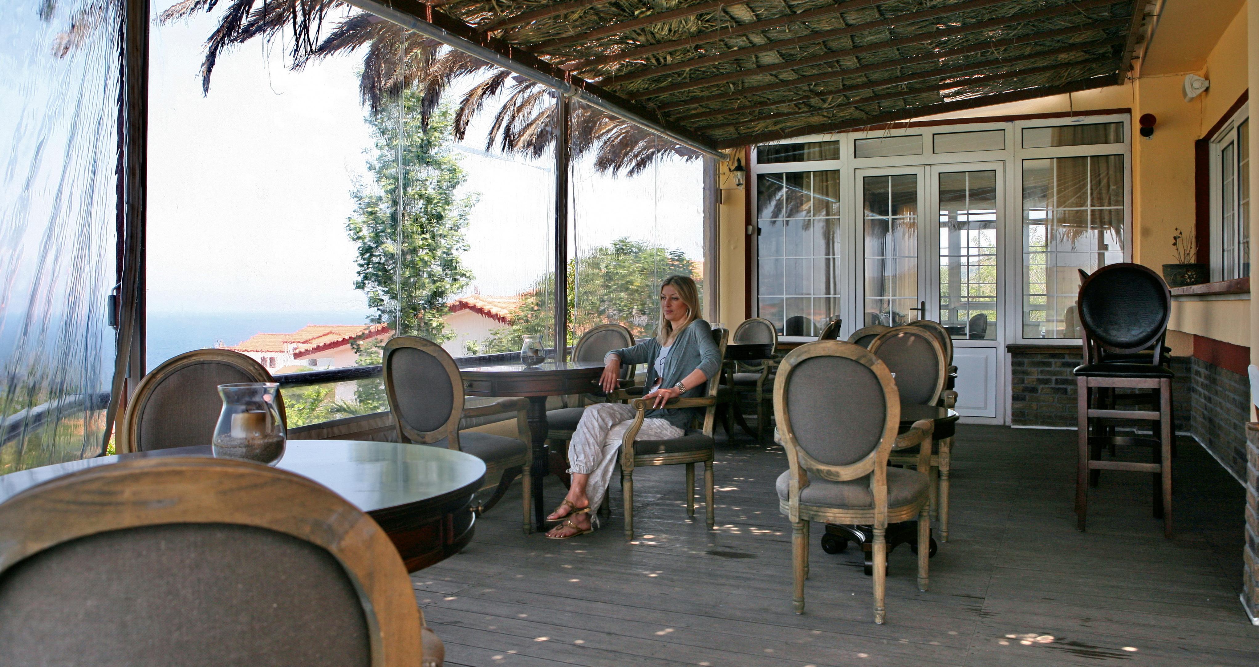 Belvedere Aeolis Hotel 미팀나 외부 사진