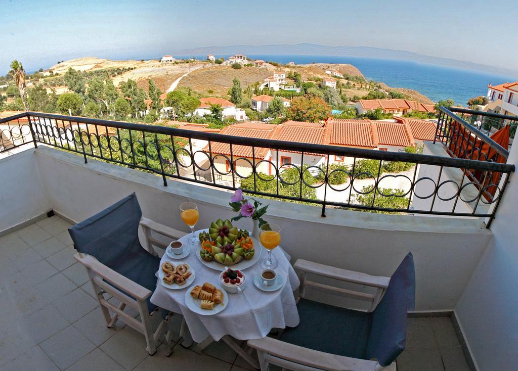 Belvedere Aeolis Hotel 미팀나 외부 사진